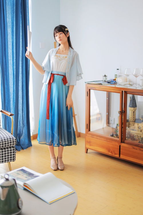 徐嬌其品牌與天涯明月刀出聯名了,這漢元素服飾真的美呆了