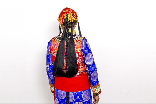 甘南旅游攝影資訊,甘南卓尼有一種服飾文化,全世界也是獨(dú)一無(wú)二