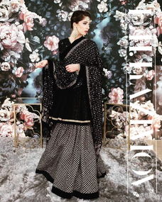 愛無界，秀恩愛新時尚 服飾博覽中的情侶穿搭美學